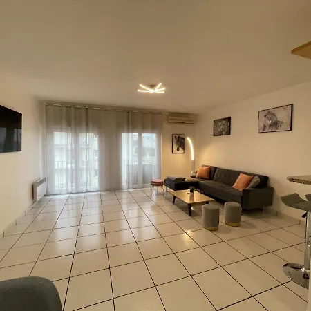Grand appartement 87m2 à 10 mètres de la plage Canet-en-Roussillon Extérieur photo